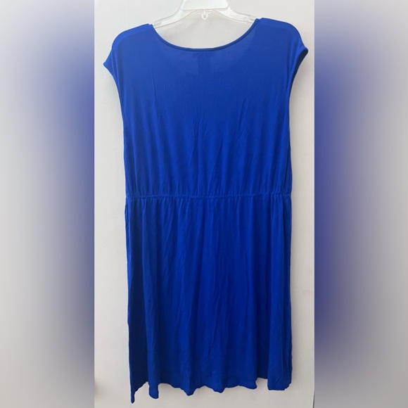 💙 Blue Tie Front Dress with Elegant Style - Picture 4 of 5